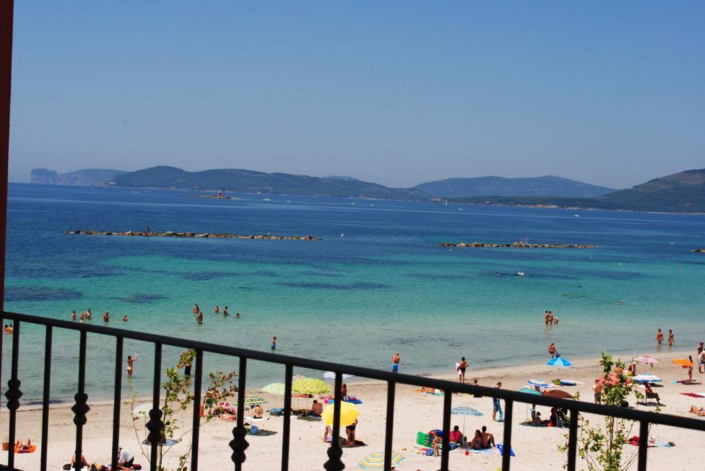 Guest House Sea Rooms Alghero Rum bild