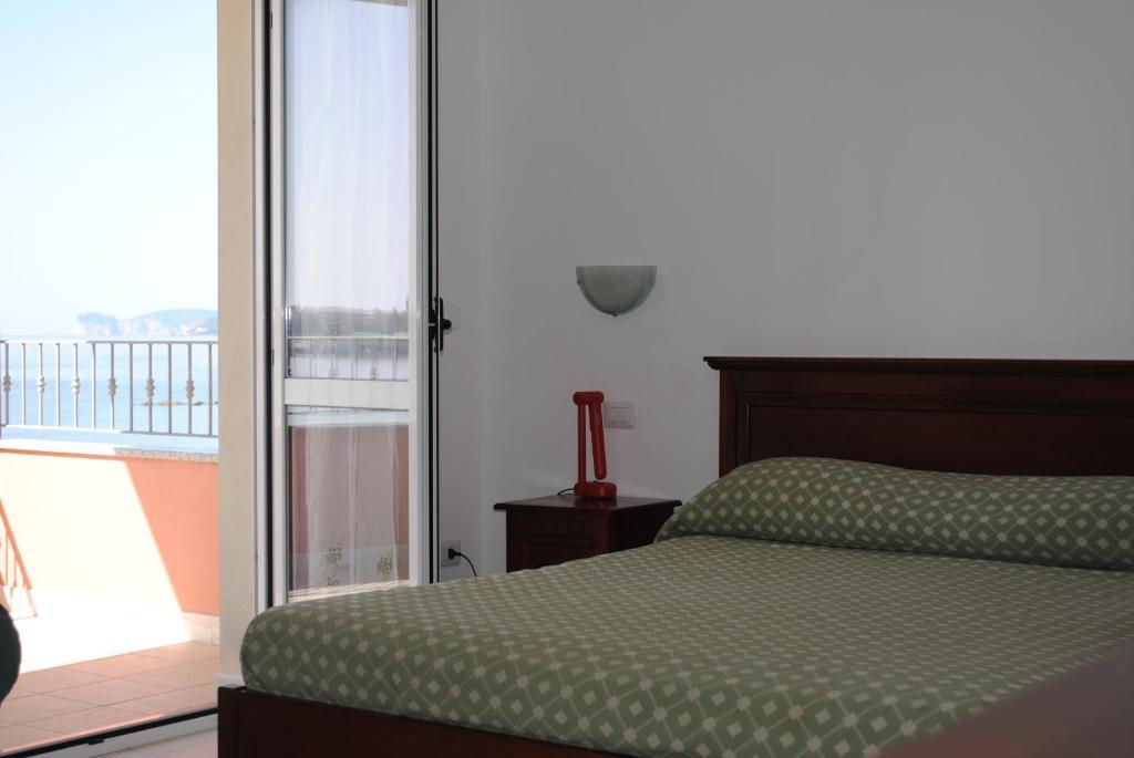 Guest House Sea Rooms Alghero Rum bild